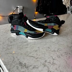 Air Jordan’s 6.5Y/ W8